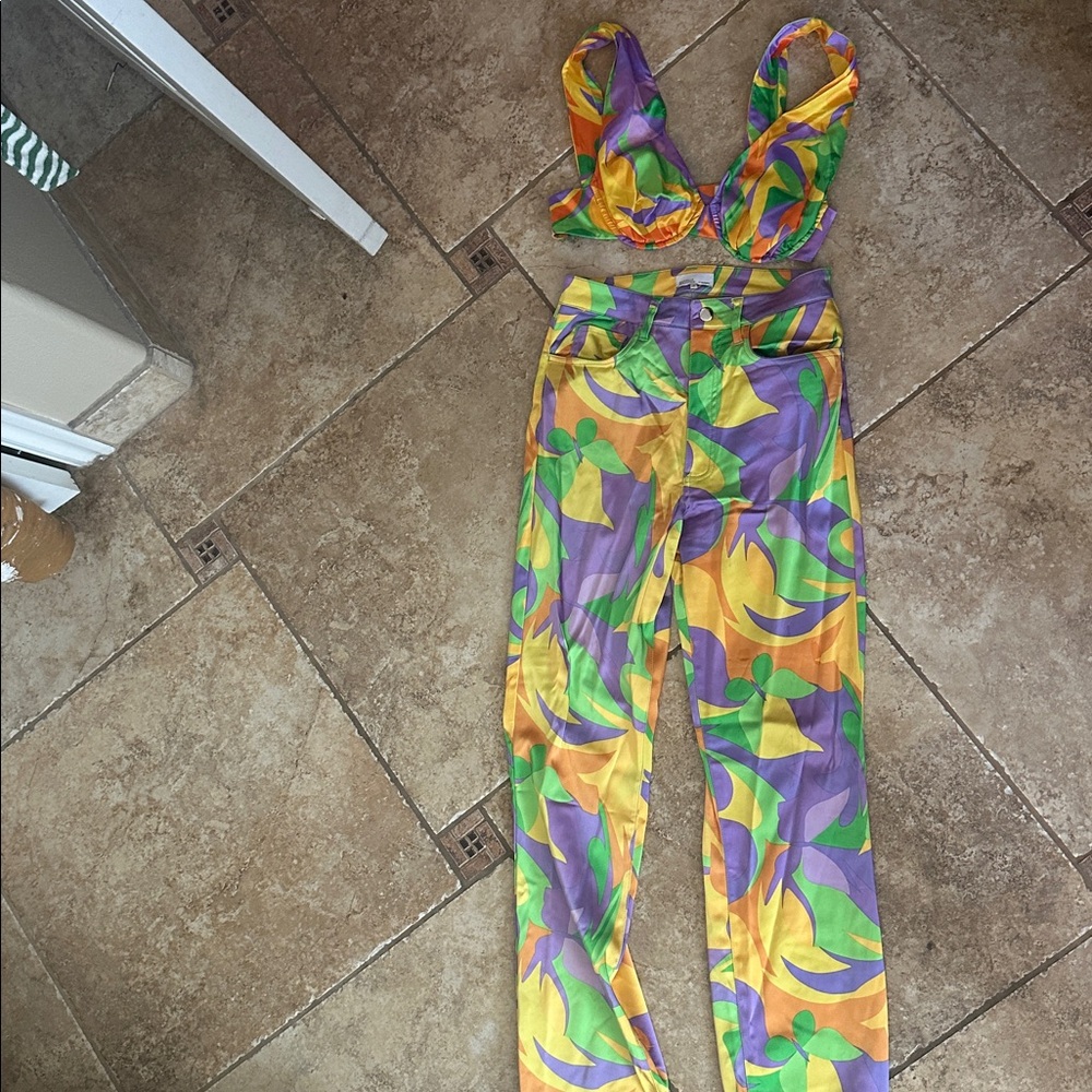 Colorful Abstract Print Two-Piece Outfit